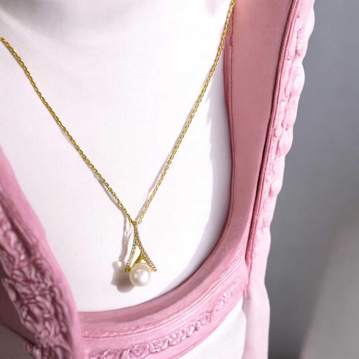 Minimalistic pearl pendant for women πΈπΈβ¨ππ₯°