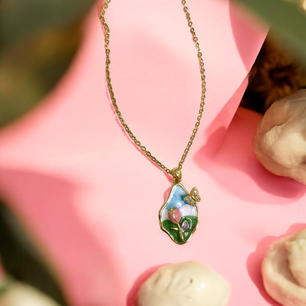 Gorgeous enamel pendant for gorgeous You🌸✨💖🌹