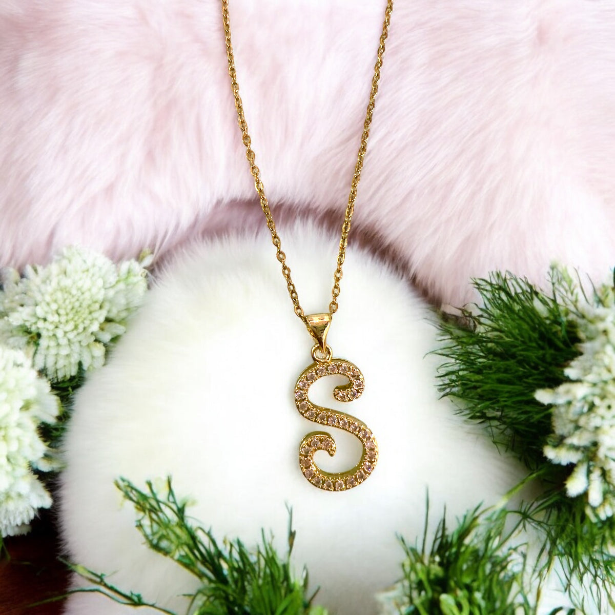 S-shaped pendant😎📩🌸✨ For women