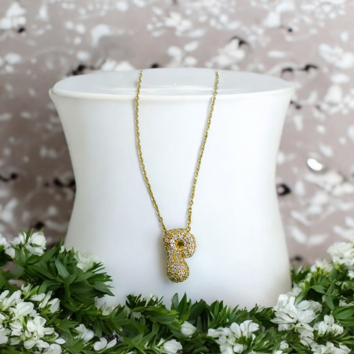 P-shaped pendant🥰💖💖 for Women