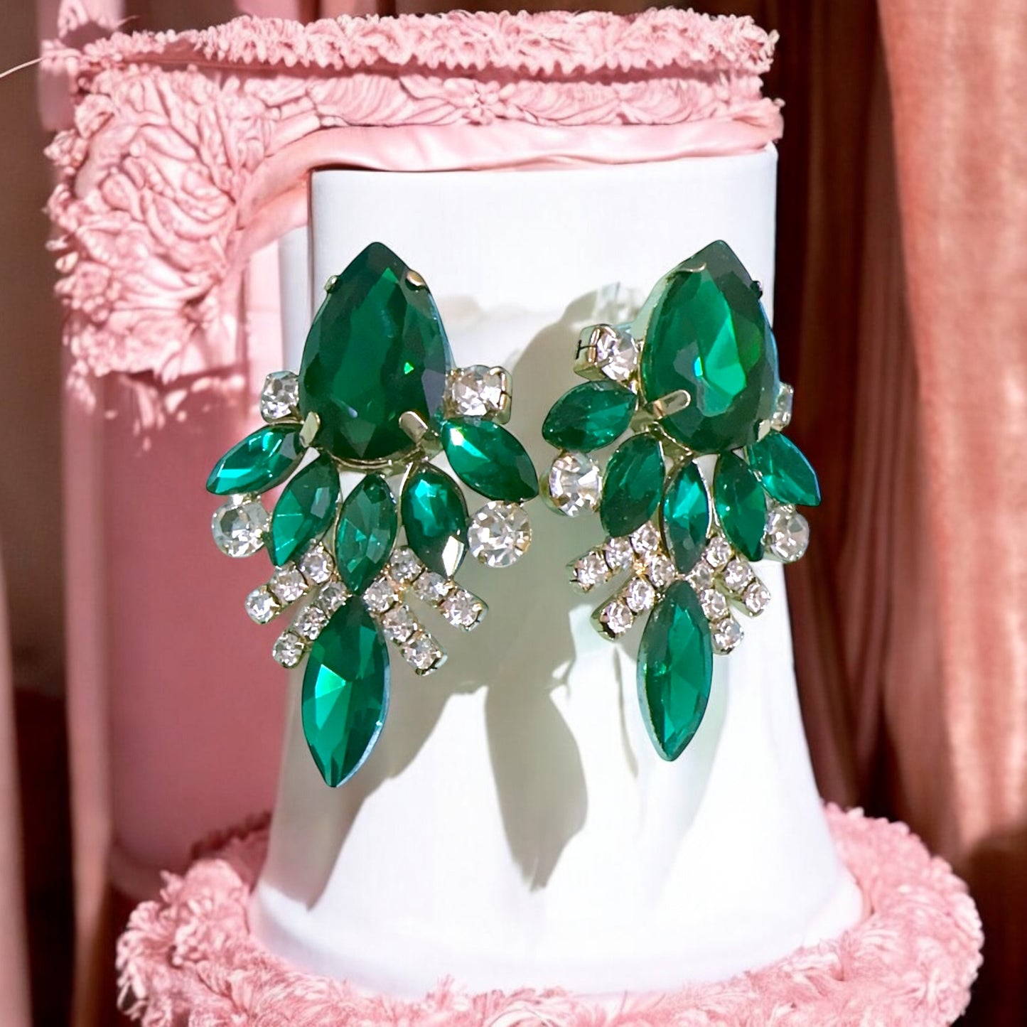 Stunning Green Stone statement EARRING✨🌸✨