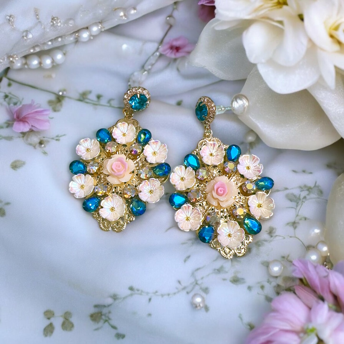 Blue white statement Earrings ✨for women 🌹