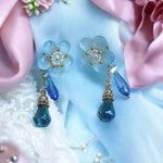 Flower shaped earring for your Best College Days 🌸