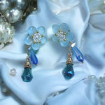 Flower shaped earring for your Best College Days 🌸