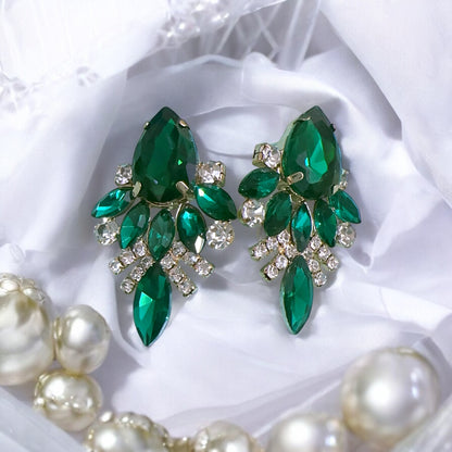 Stunning Green Stone statement EARRING✨🌸✨