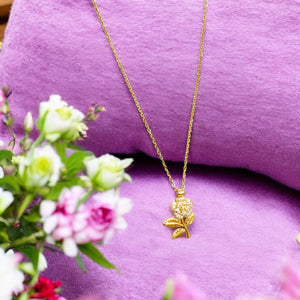 Golden Rose Pendant 🛍️🛍️🛍️