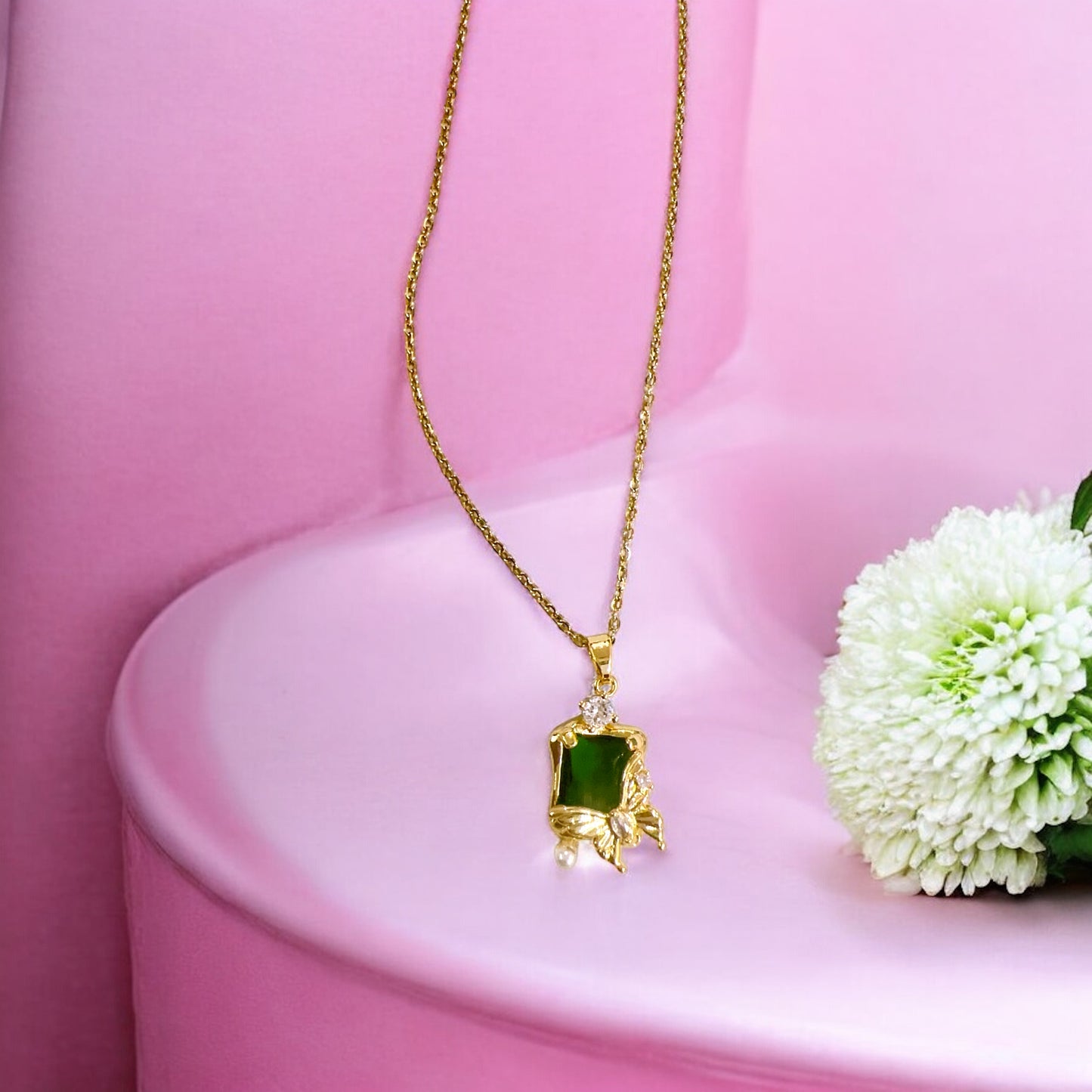 Golden square shaped green stone pendant 💌🥰🌸✨for Women