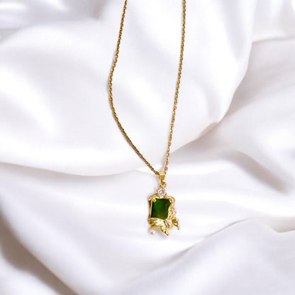 Golden square shaped green stone pendant 💌🥰🌸✨for Women