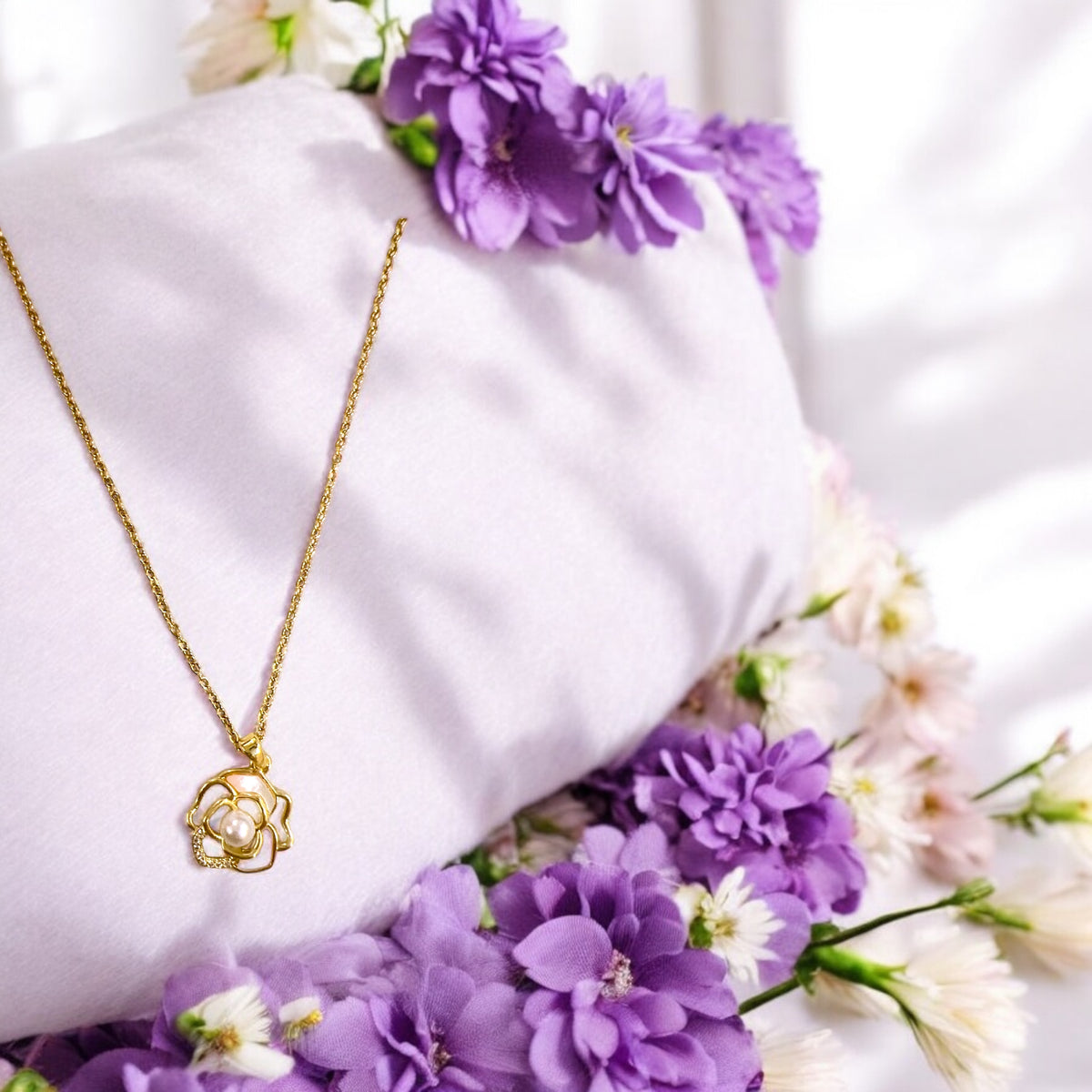 Golden Rose shaped Pendant for my Sweetheart 🥰📩🌸
