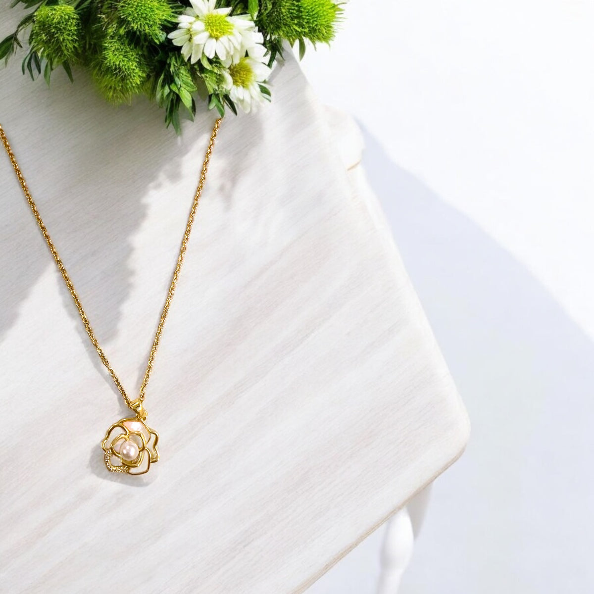 Golden Rose shaped Pendant for my Sweetheart 🥰📩🌸