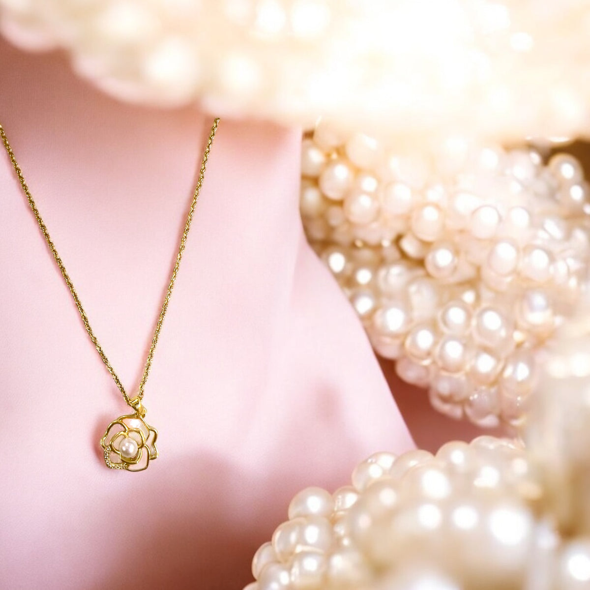 Golden Rose shaped Pendant for my Sweetheart 🥰📩🌸