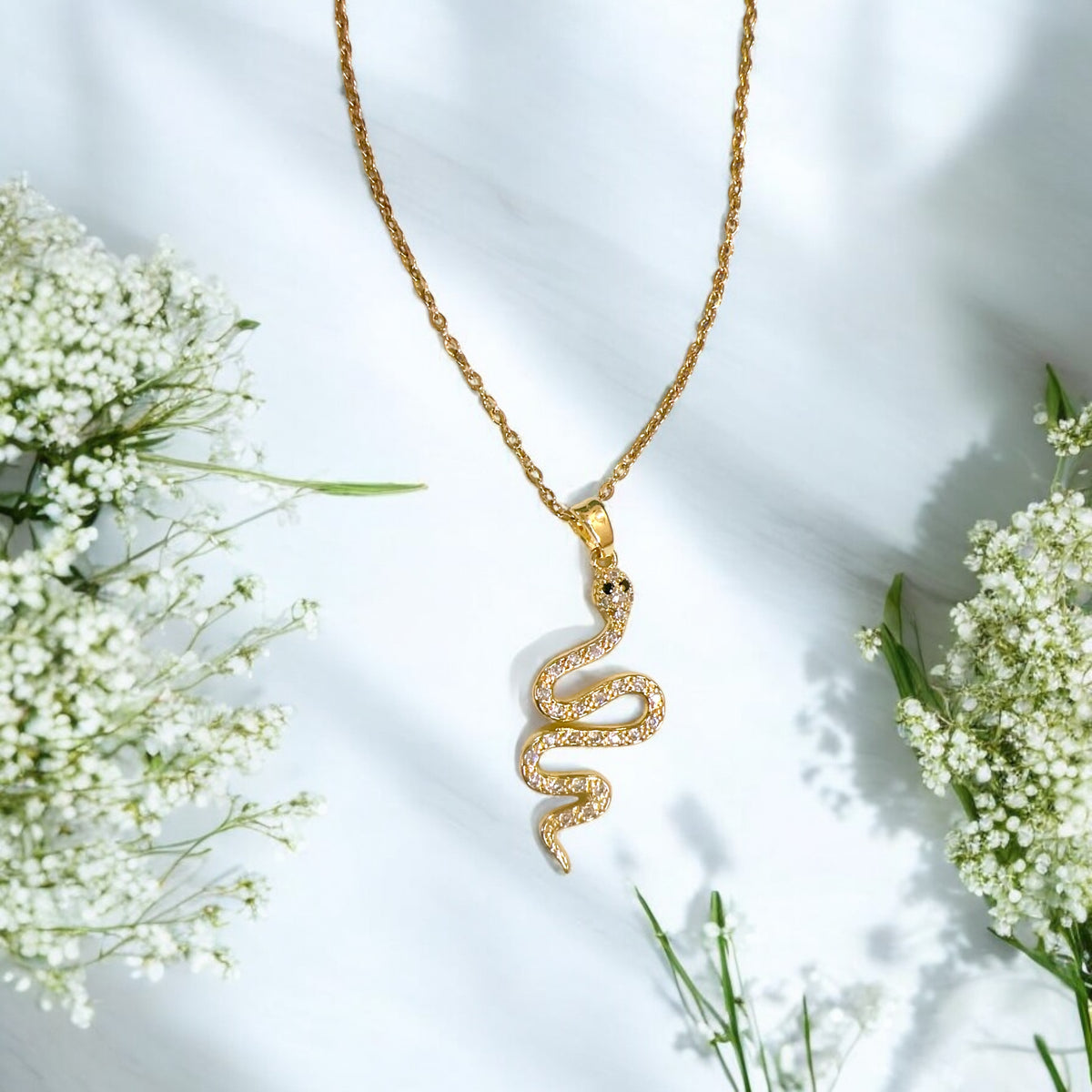 Golden Snake charm pendant for your EX🥲😁💥