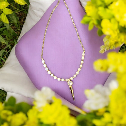 Minimalistic white bead pendant 🌹🛍️🛍️for Women 🥰